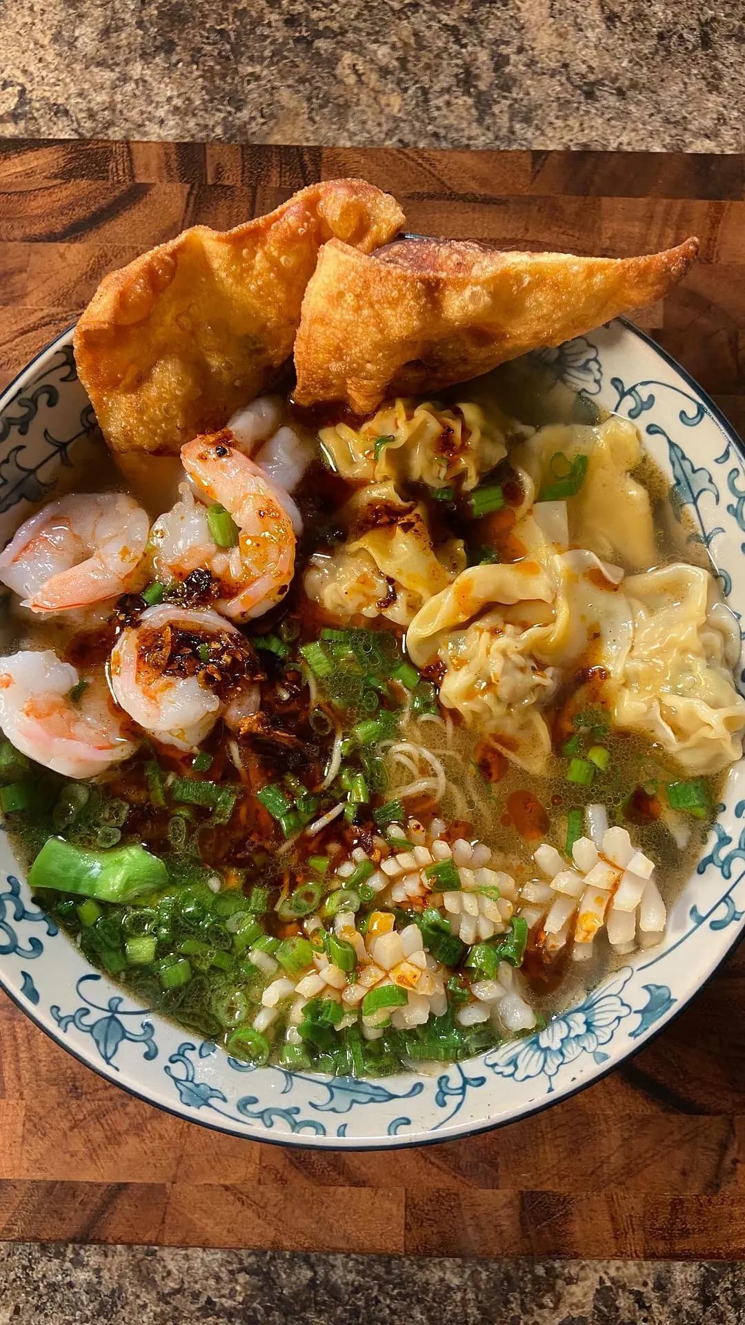 Vietnamese Wonton soup
