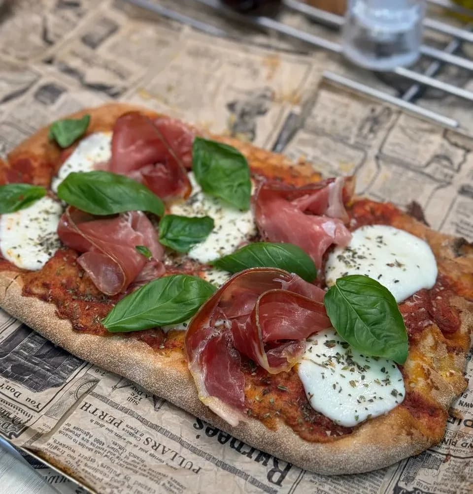 Pinsa pizza