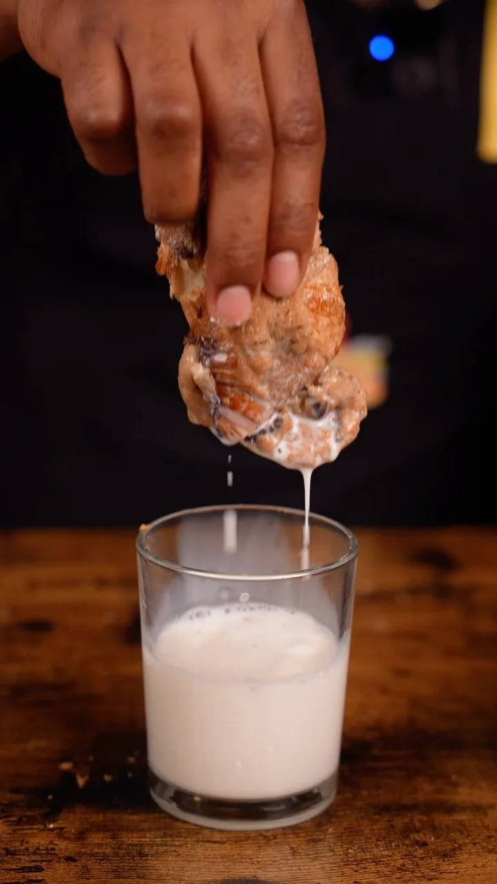 Crookie (Croissant Cookie)