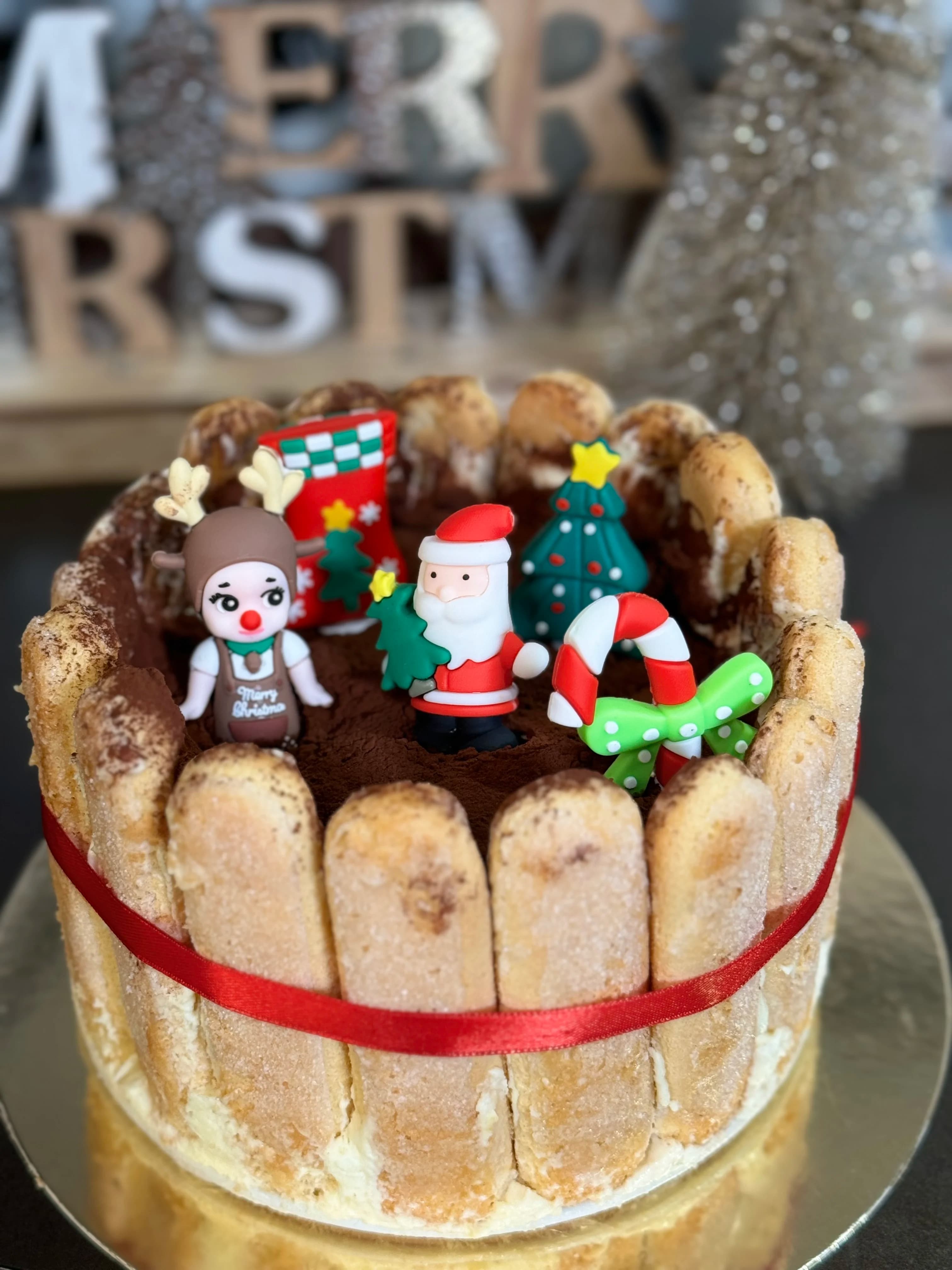 Christmas Tiramisu Cake