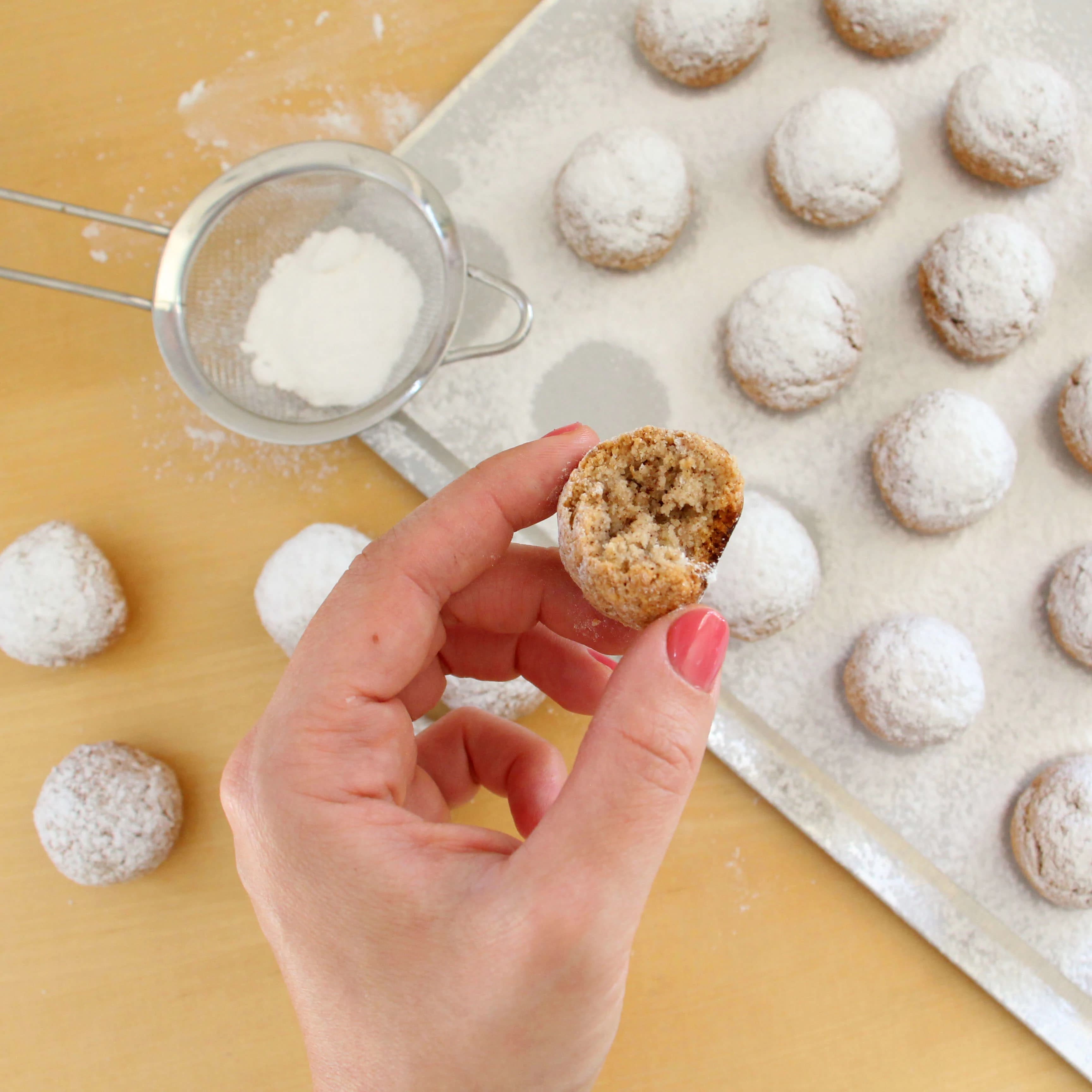 Cinnamon Balls
