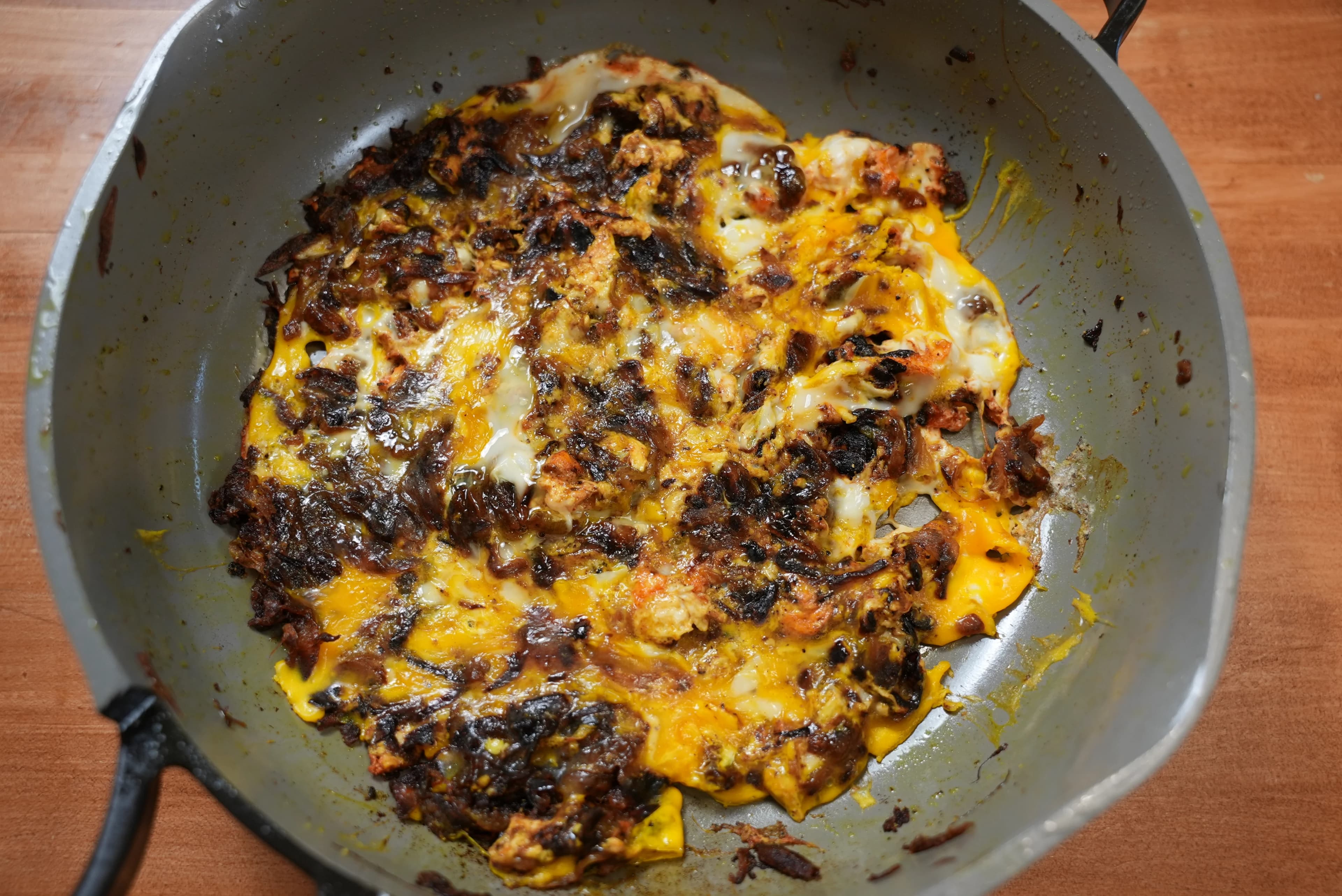 Nimrooye Piaz Dagh (Persian Caramelized Onion Omelette)