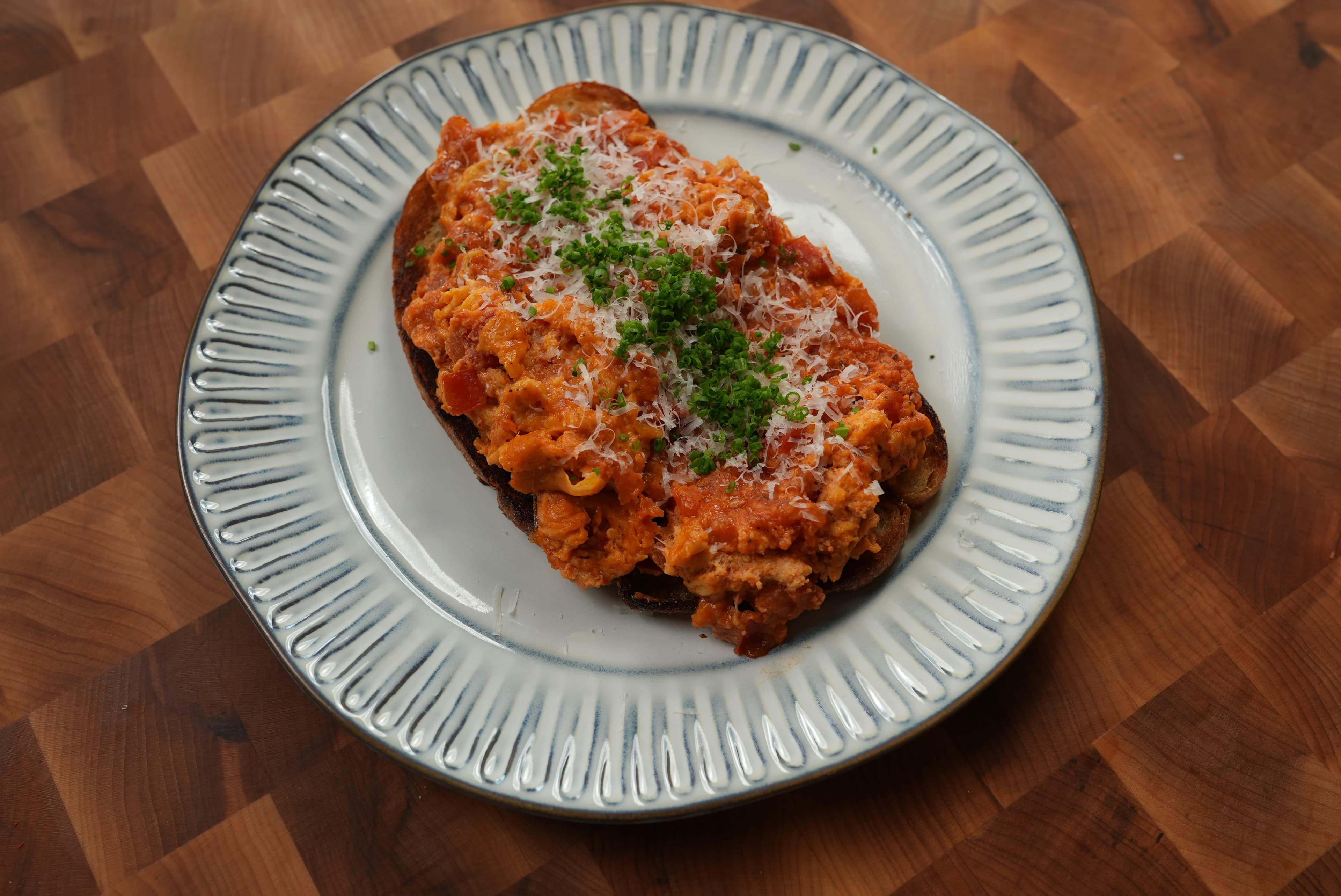 Tomatoey Scramble