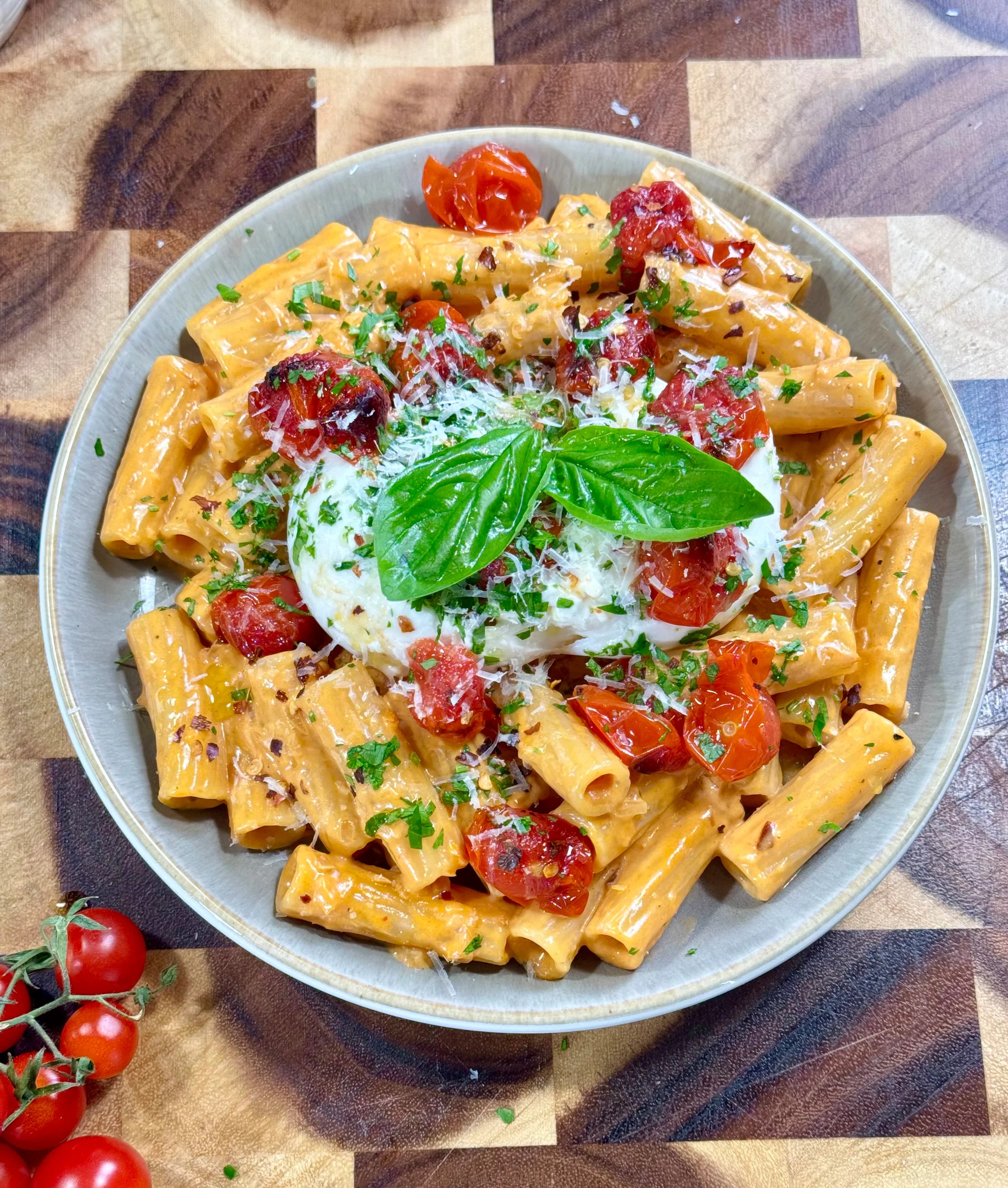 Vodka Rigatoni with Burrata and Roasted Tomatoes | Provecho
