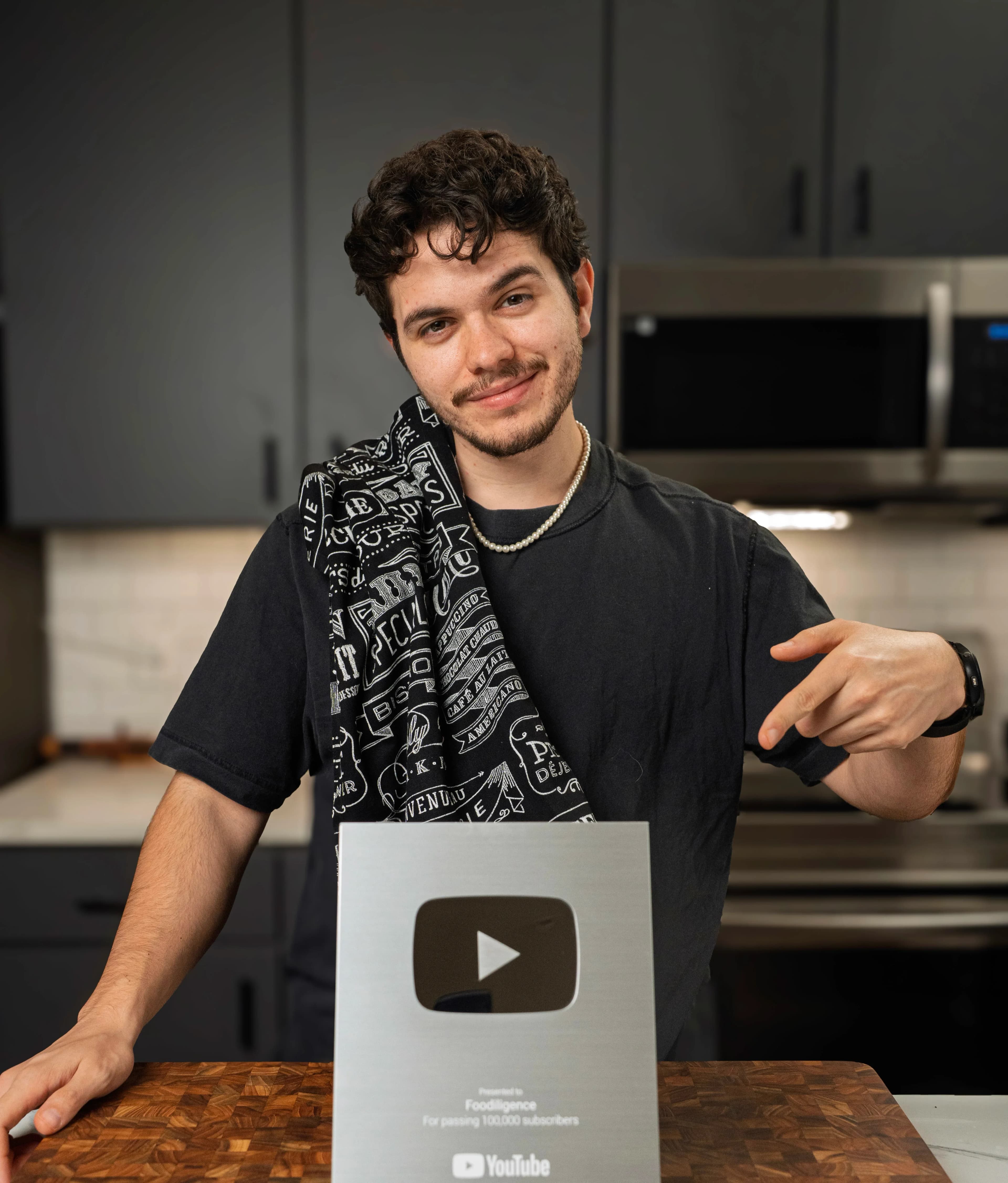 foodiligence profile photo